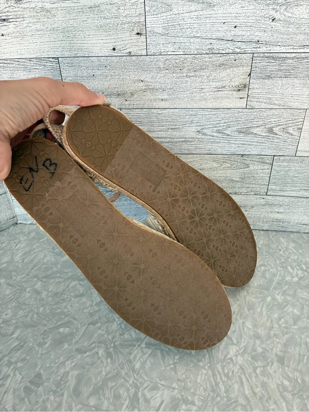 kate spade Bonnie Bee Honeybee Espadrilles (7)